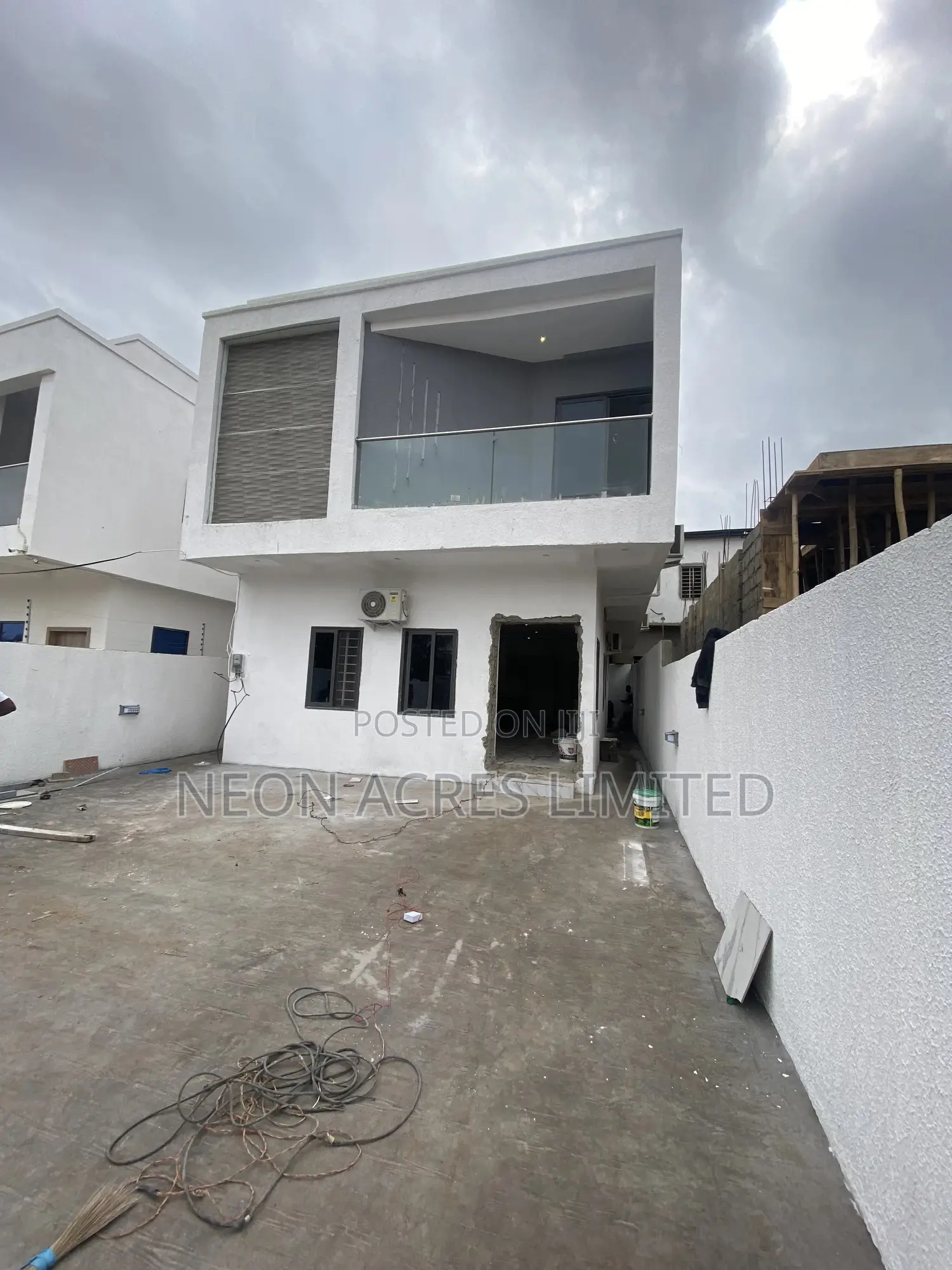 4bdrm House in Plamview Enclave, School Junction for sale