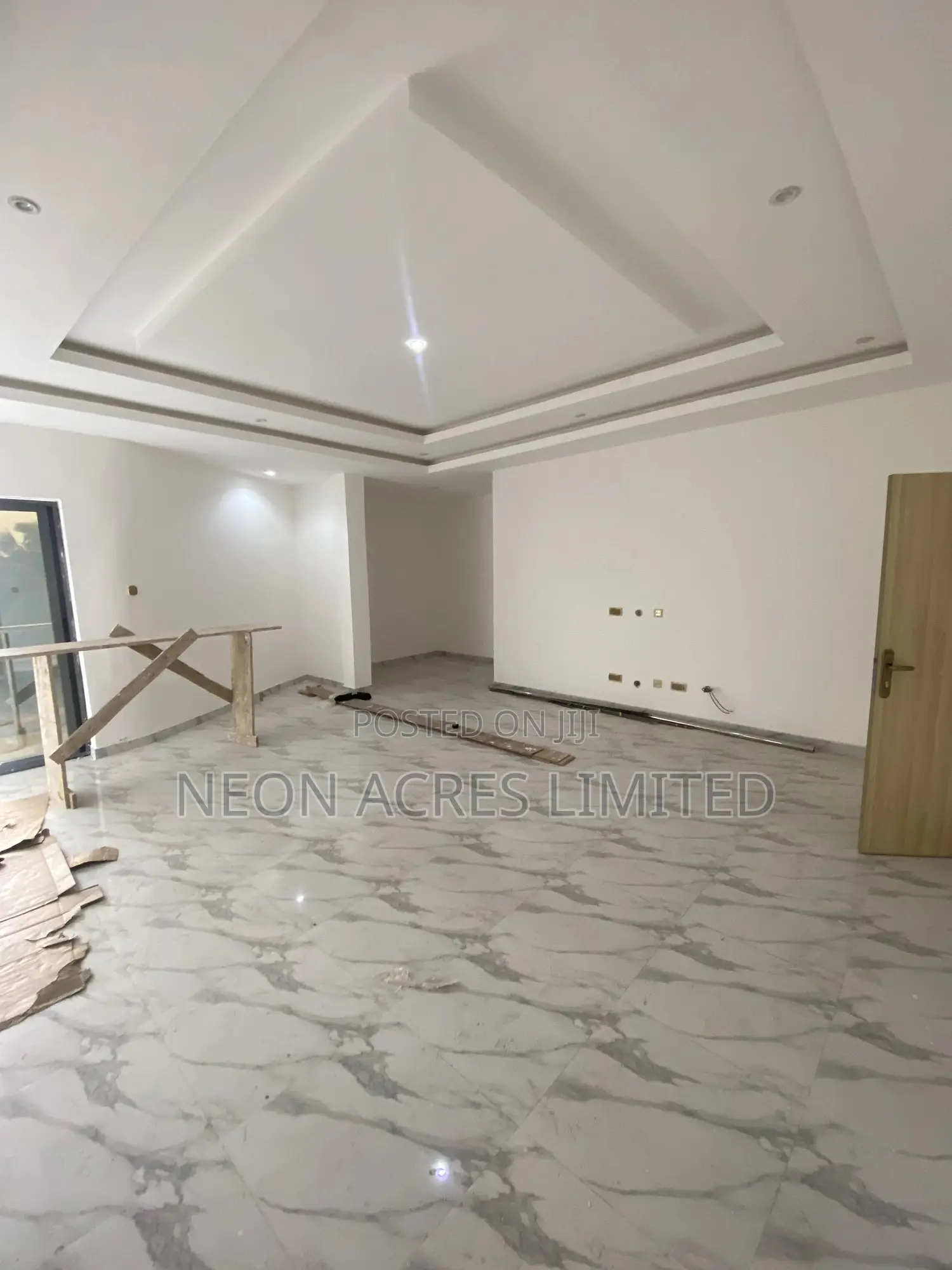 4bdrm House in Plamview Enclave, School Junction for sale