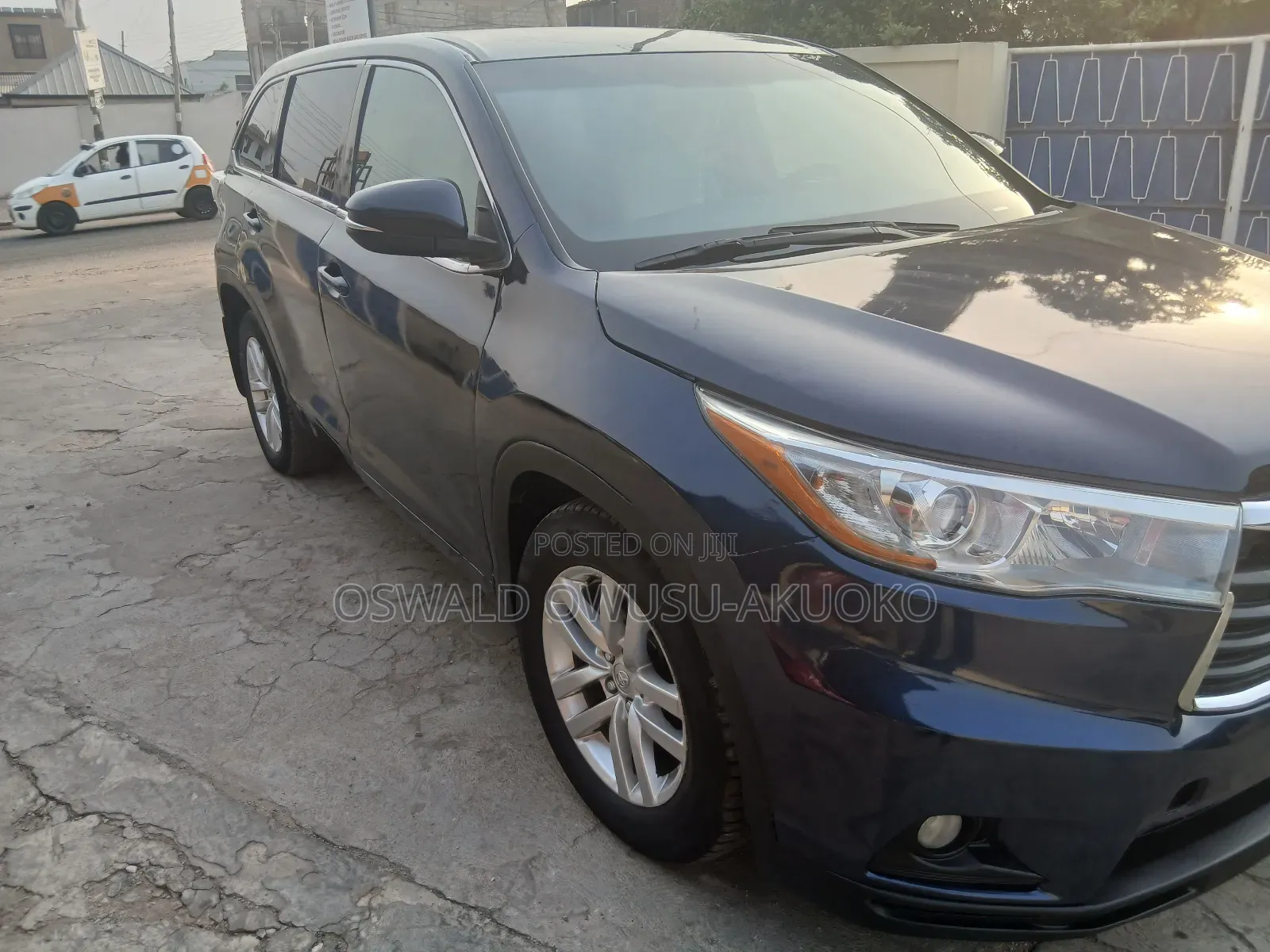 Toyota Highlander LE 4dr SUV AWD (3.5L 6cyl 6A) 2015 Blue