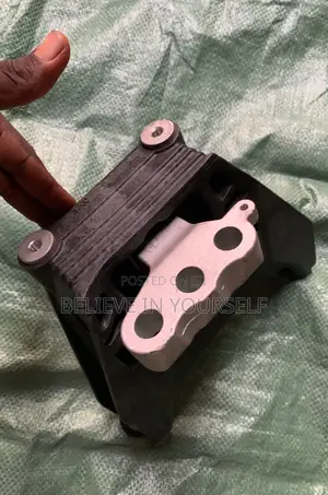 Honda CRV 2023,2024,2025 Engine Seat / Mount