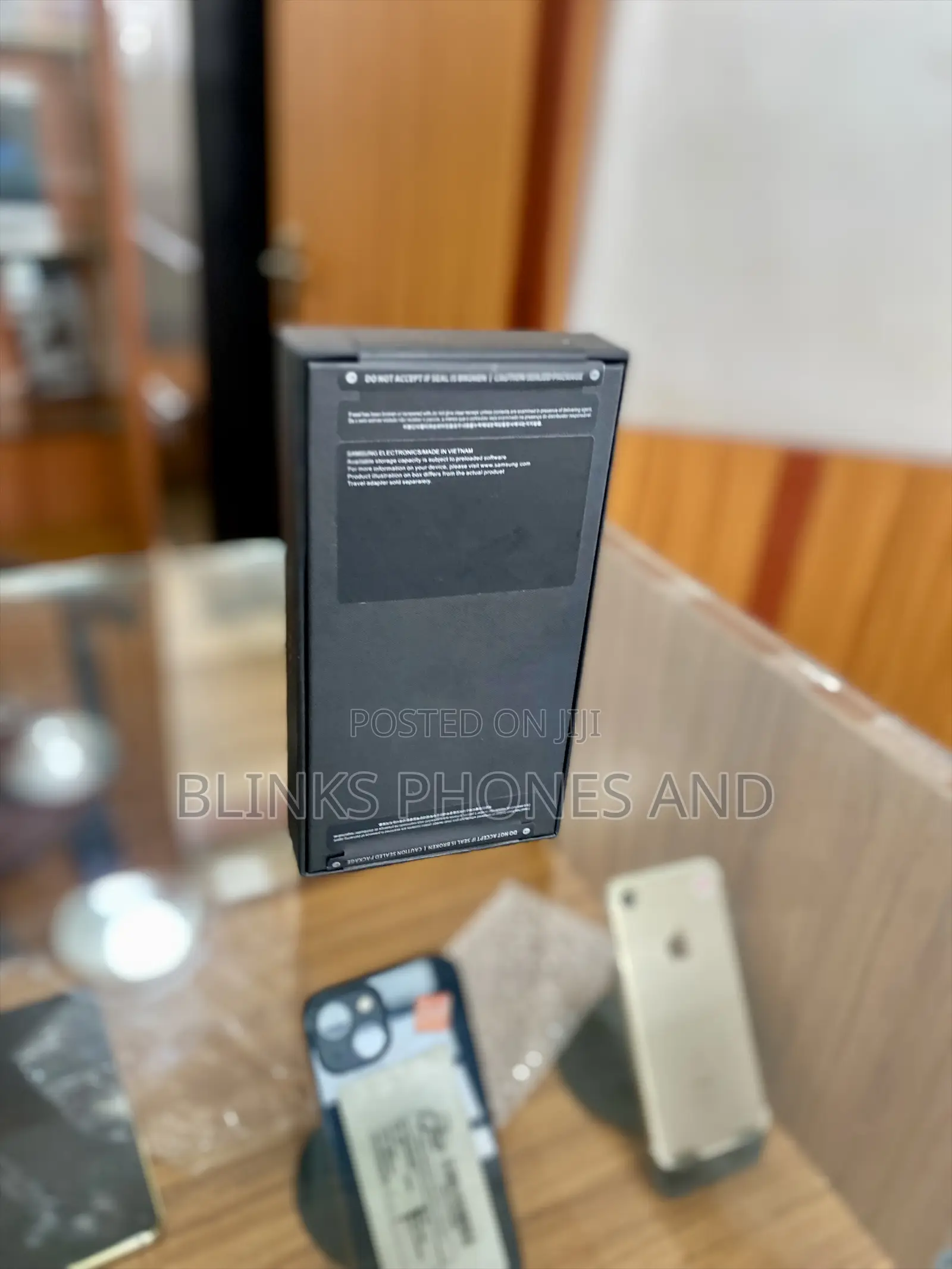 New Samsung Galaxy S24 128 GB Gray