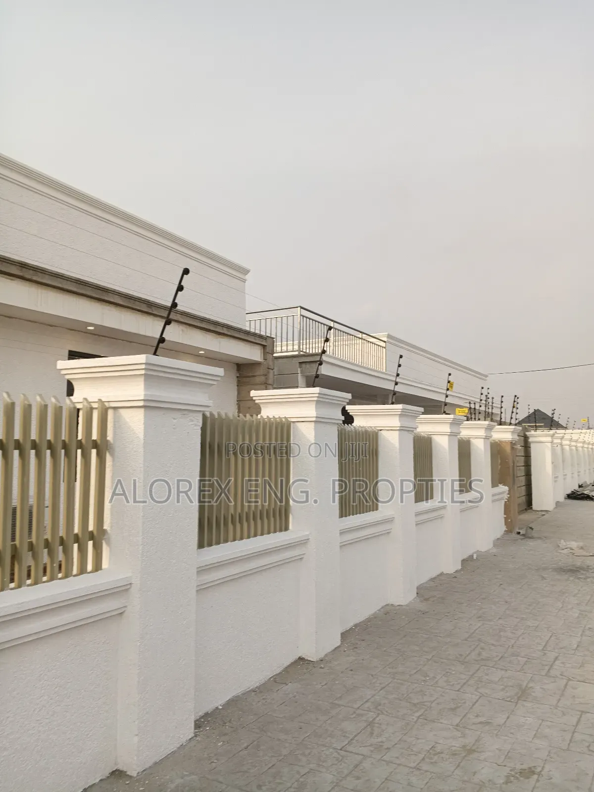 4bdrm House in Com 24, $230,000, Ashaiman Municipal for sale