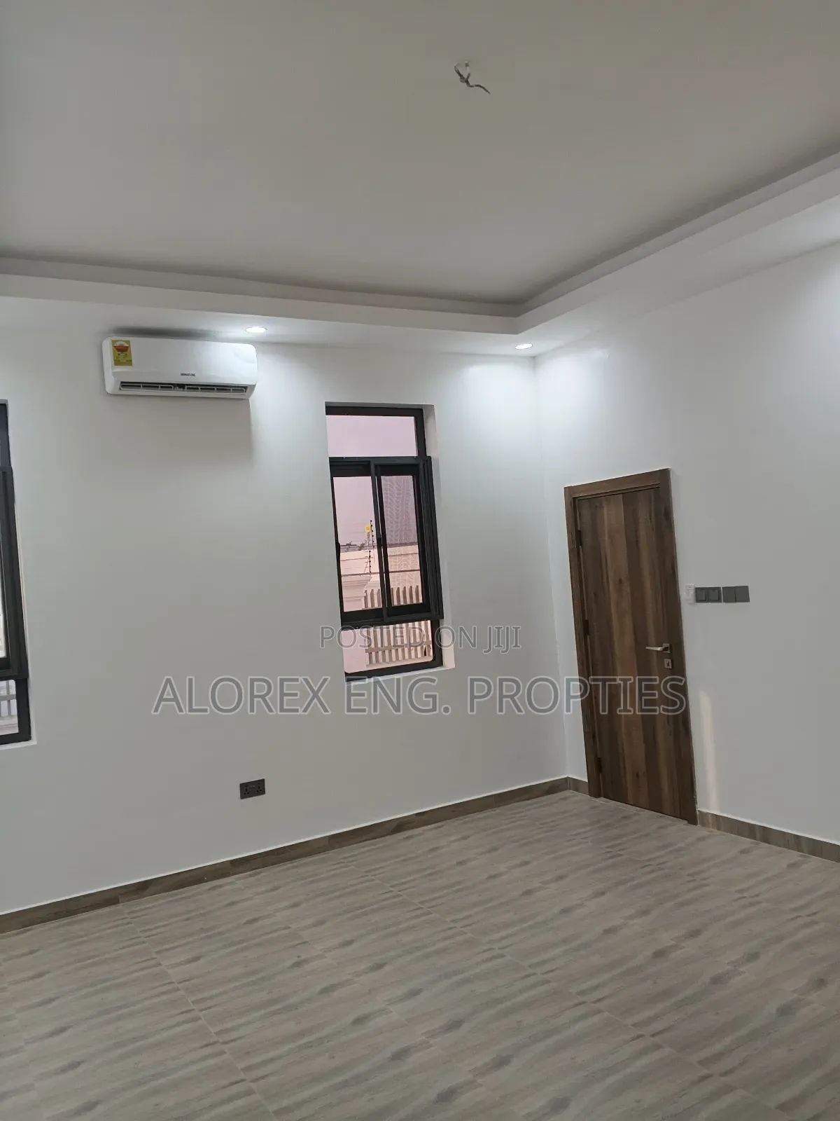 4bdrm House in Com 24, $230,000, Ashaiman Municipal for sale
