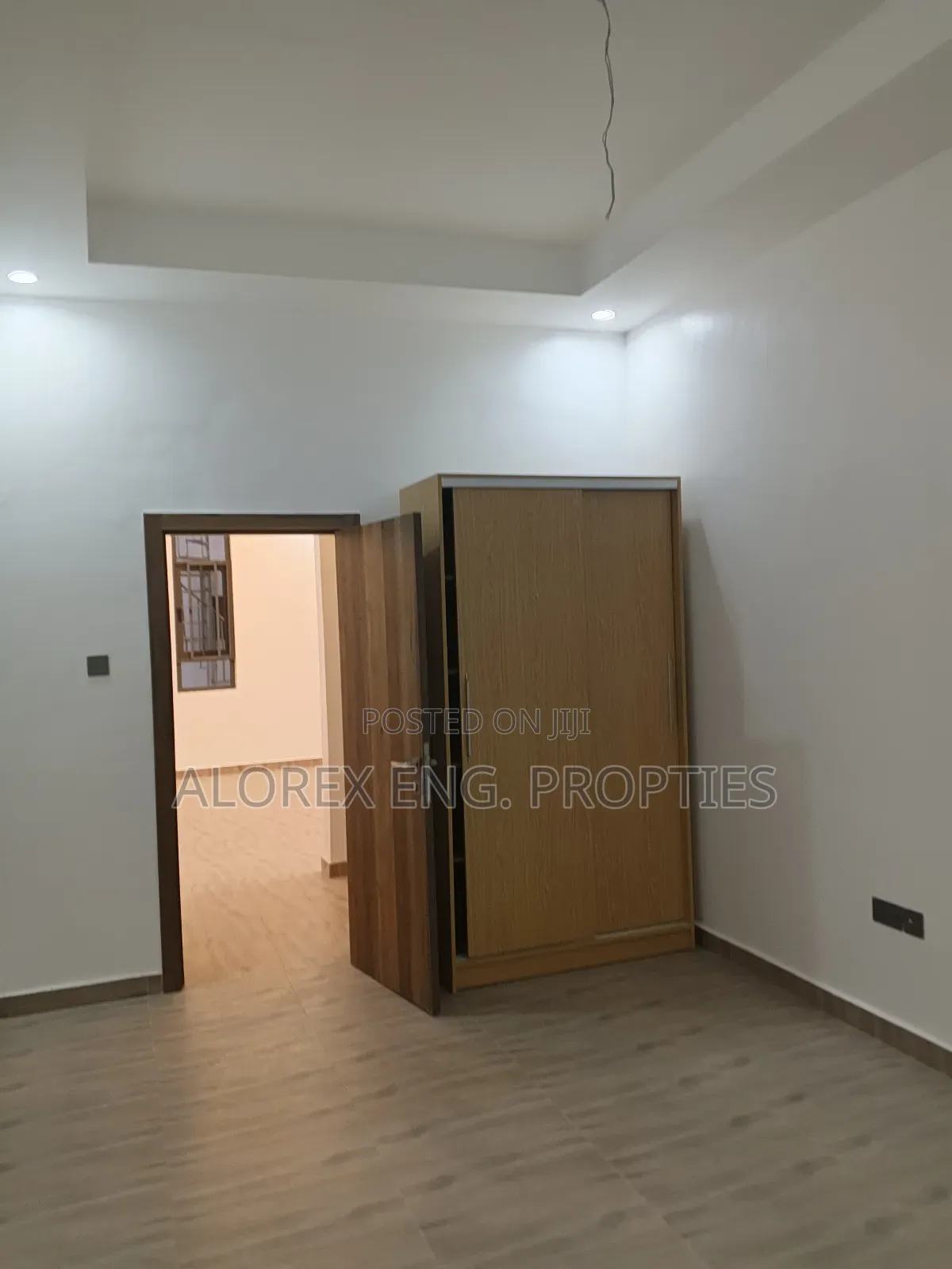 4bdrm House in Com 24, $230,000, Ashaiman Municipal for sale