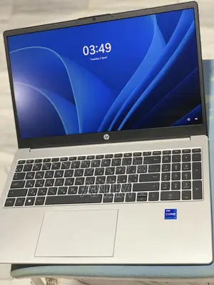 Laptop HP 250 G10 16GB Intel Core i7 SSD 512GB