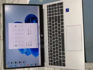 Laptop HP 250 G10 16GB Intel Core i7 SSD 512GB