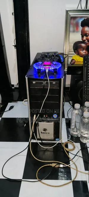 Server 12GB Intel Core i7 SSD 512GB