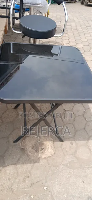Foldable Table