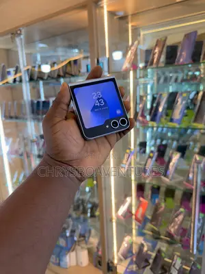 New Samsung Galaxy Z Flip6 256 GB Blue