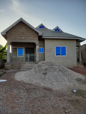3bdrm House in Ampabame No.2, Atwima Kwanwoma for sale