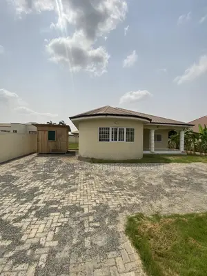 3bdrm House in Amrahia for sale