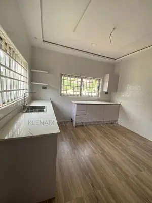 3bdrm House in Amrahia for sale
