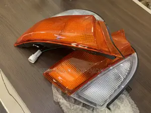 Toyota Hiace (Fish)1997 Sidelight