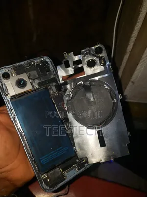We Fix, Repair, Buy, Swap All Kinds of Phone, Laptops and Gadgets