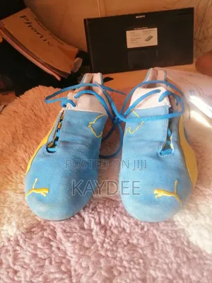 Puma Sneakers