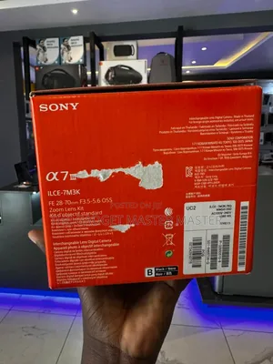 Sony A7 Iii Mirrorless Camera With 28-70mm F/3.5-5.6 Lens