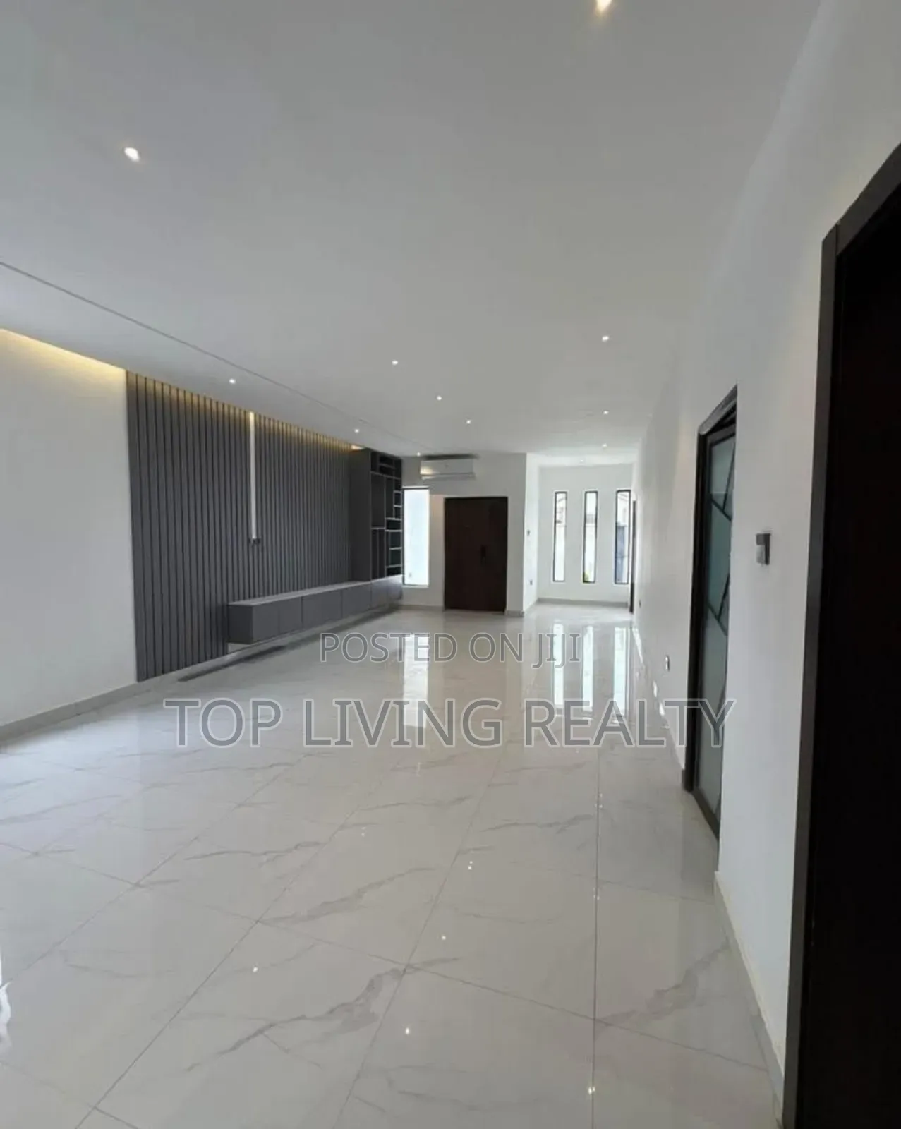 3bdrm Bungalow in Lakeside, Ashaley Botwe for sale