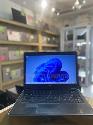 Laptop Dell Latitude E7450 8GB Intel Core I5 HDD 320GB