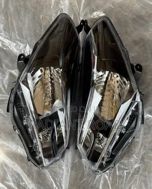 Toyota Vitz 2014 Headlight