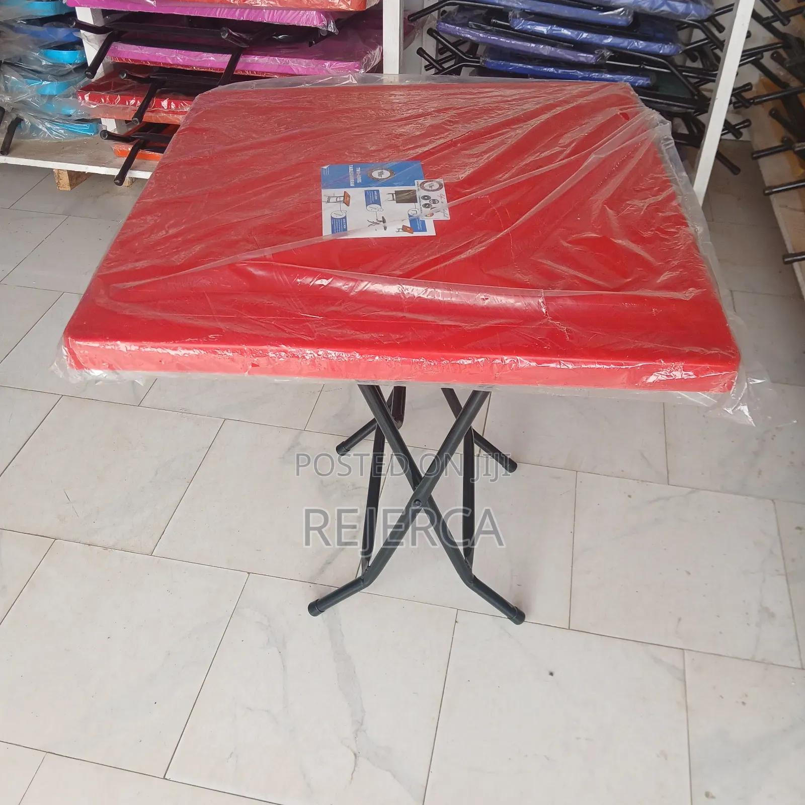 Foldable Plastic Table