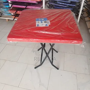 Foldable Plastic Table
