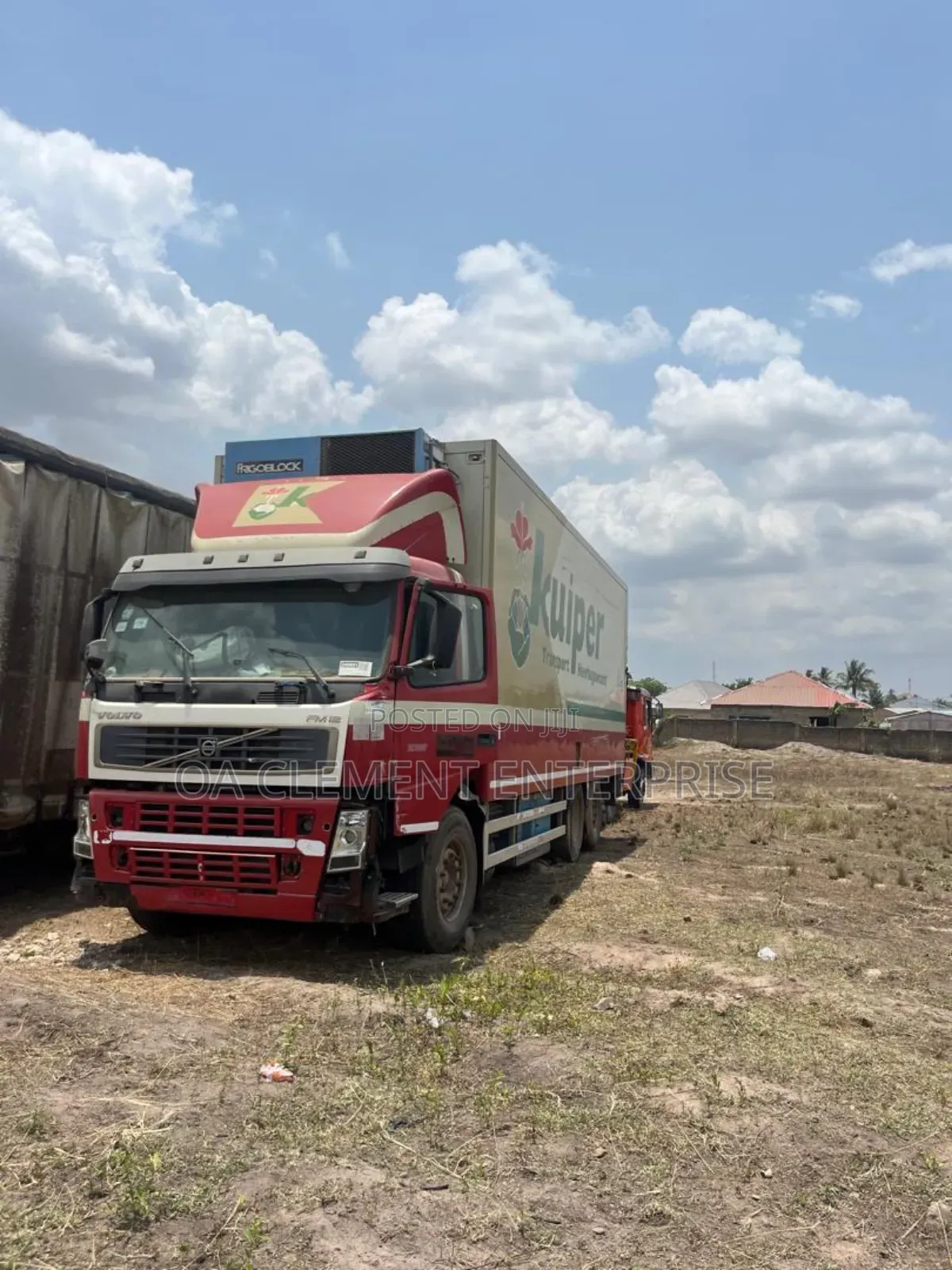 Strong Volvo and Daf Going for Cool Price Just a Little Maintenance