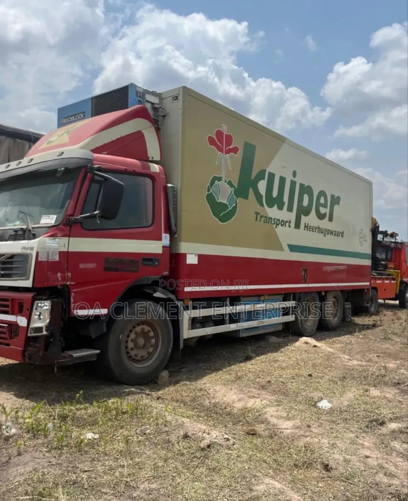 Strong Volvo and Daf Going for Cool Price Just a Little Maintenance