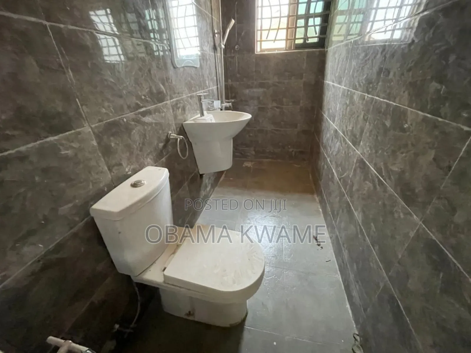 2bdrm House in Laryea Homes, Adjiriganor for sale