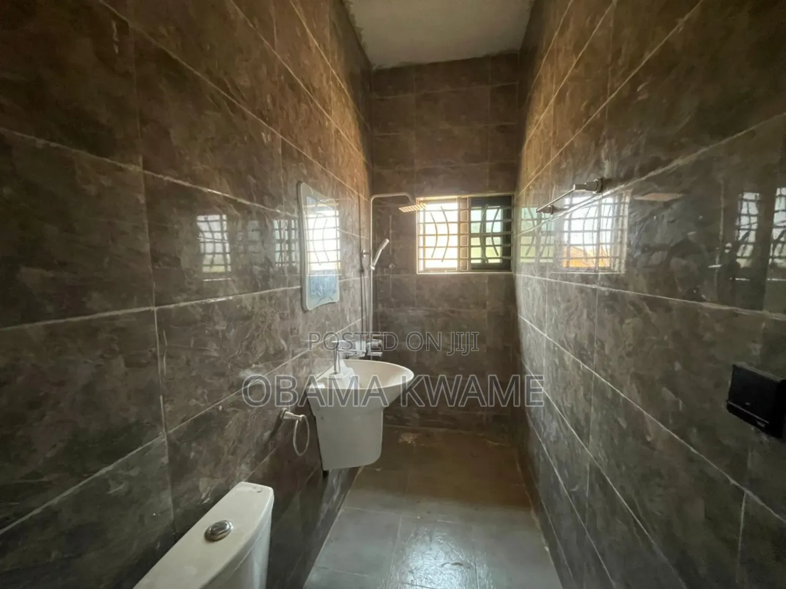 2bdrm House in Laryea Homes, Adjiriganor for sale