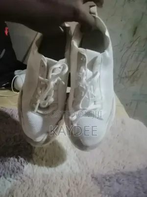 Hylo Sneaker