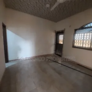 Warehouse With 4 Bedroom House for Sale at East Airport