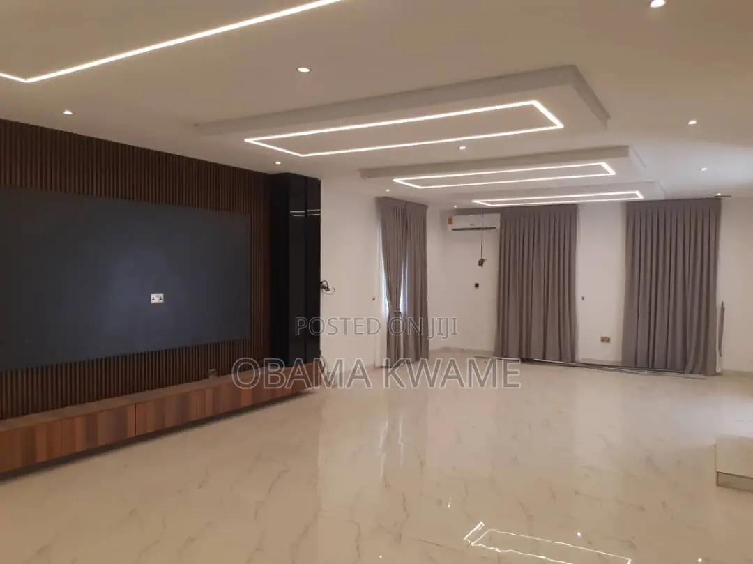 Furnished 4bdrm Maisonette in Gringo Lynks Premium, Tseaddo for sale