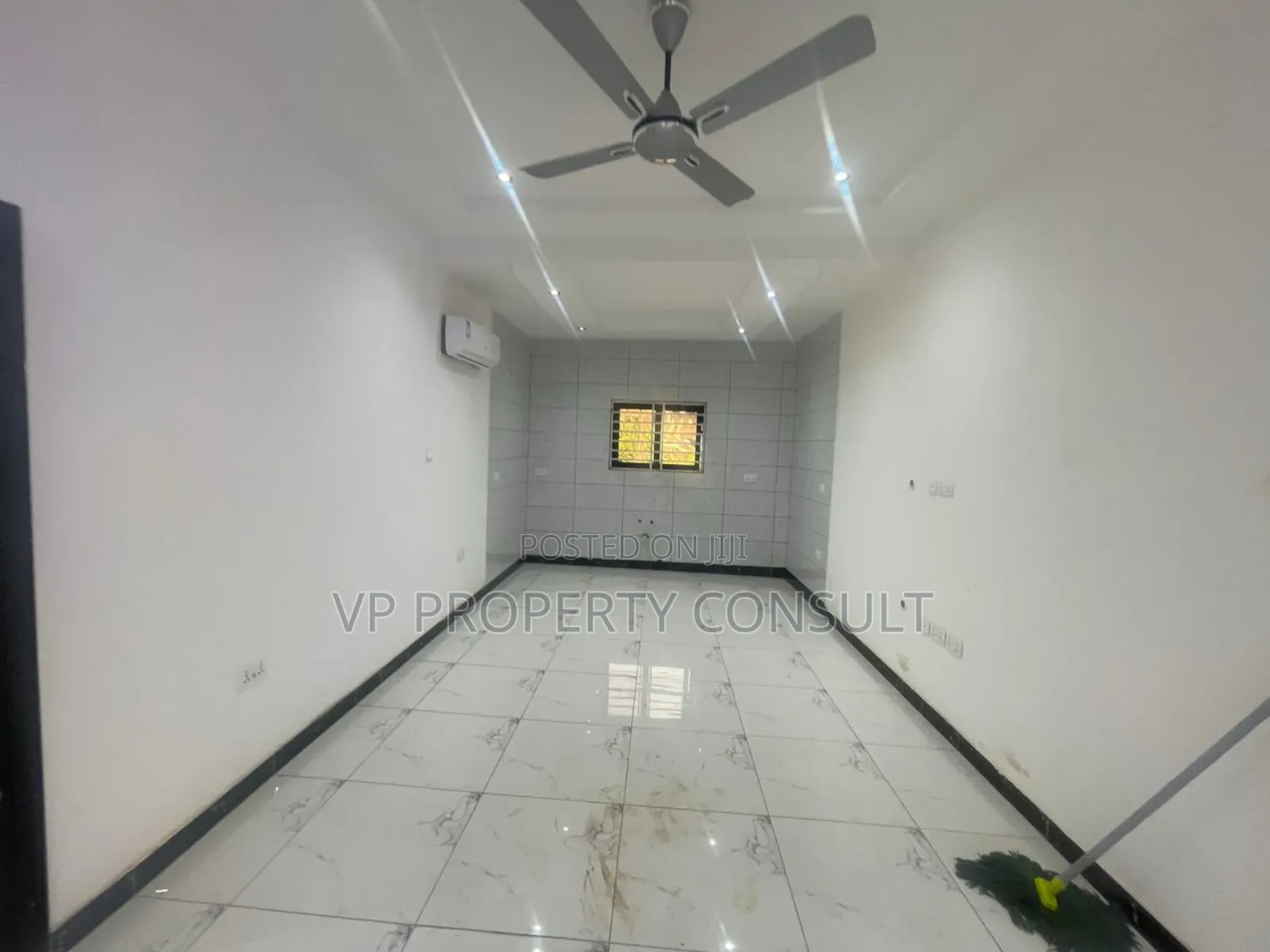5bdrm House in Kumasi Metropolitan for sale