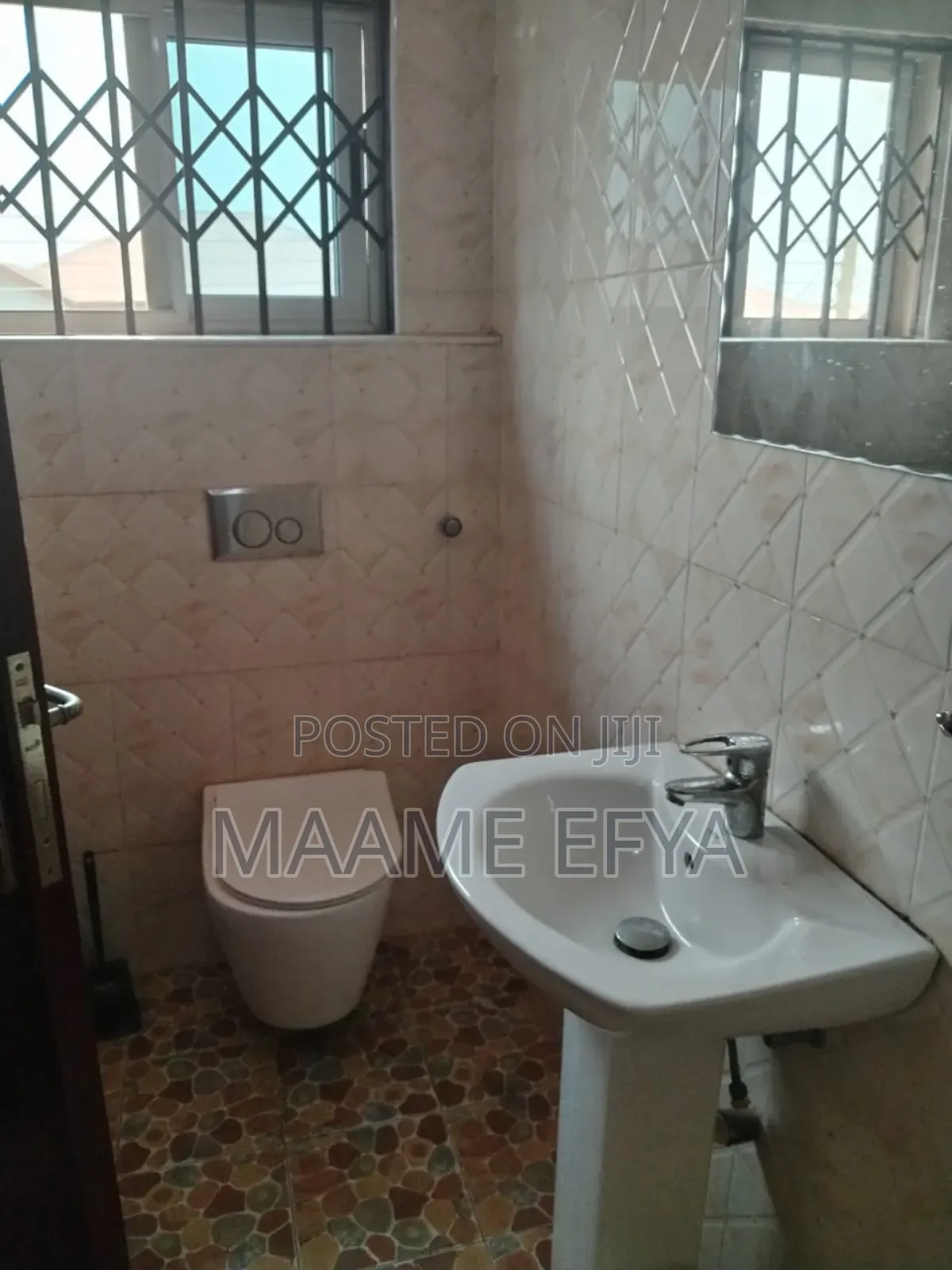 3bdrm House in Oak Villa, Abokobi for sale