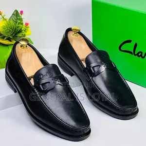 Clarks Men Black Leather Loafers