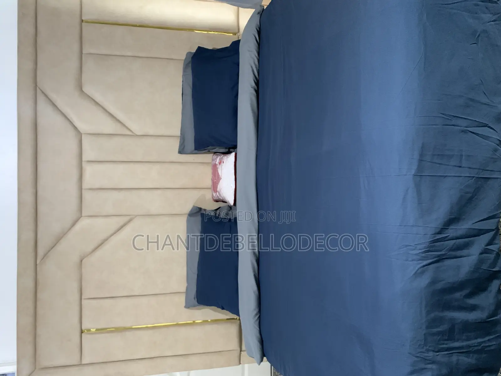 Ultra Soft All Season 7-piece King Size Removable And Reversible Duvet