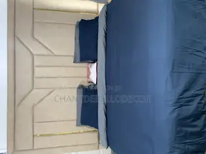 Ultra Soft All Season 7-piece King Size Removable And Reversible Duvet