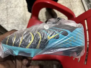 Kids Football Boot