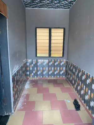 1bdrm Room & Parlour in Ablekuma for rent