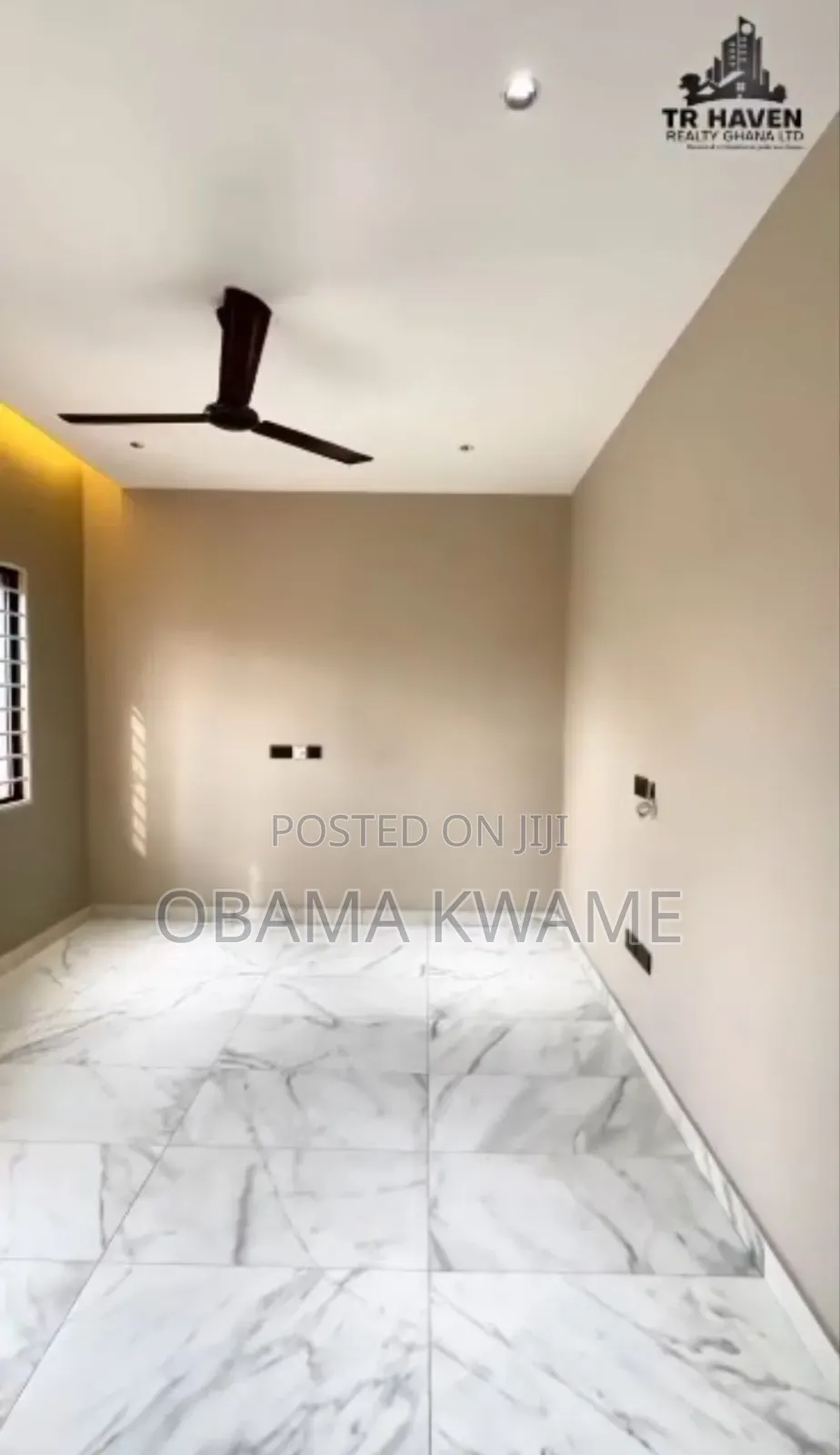 5bdrm House in Lake Side Estate for sale