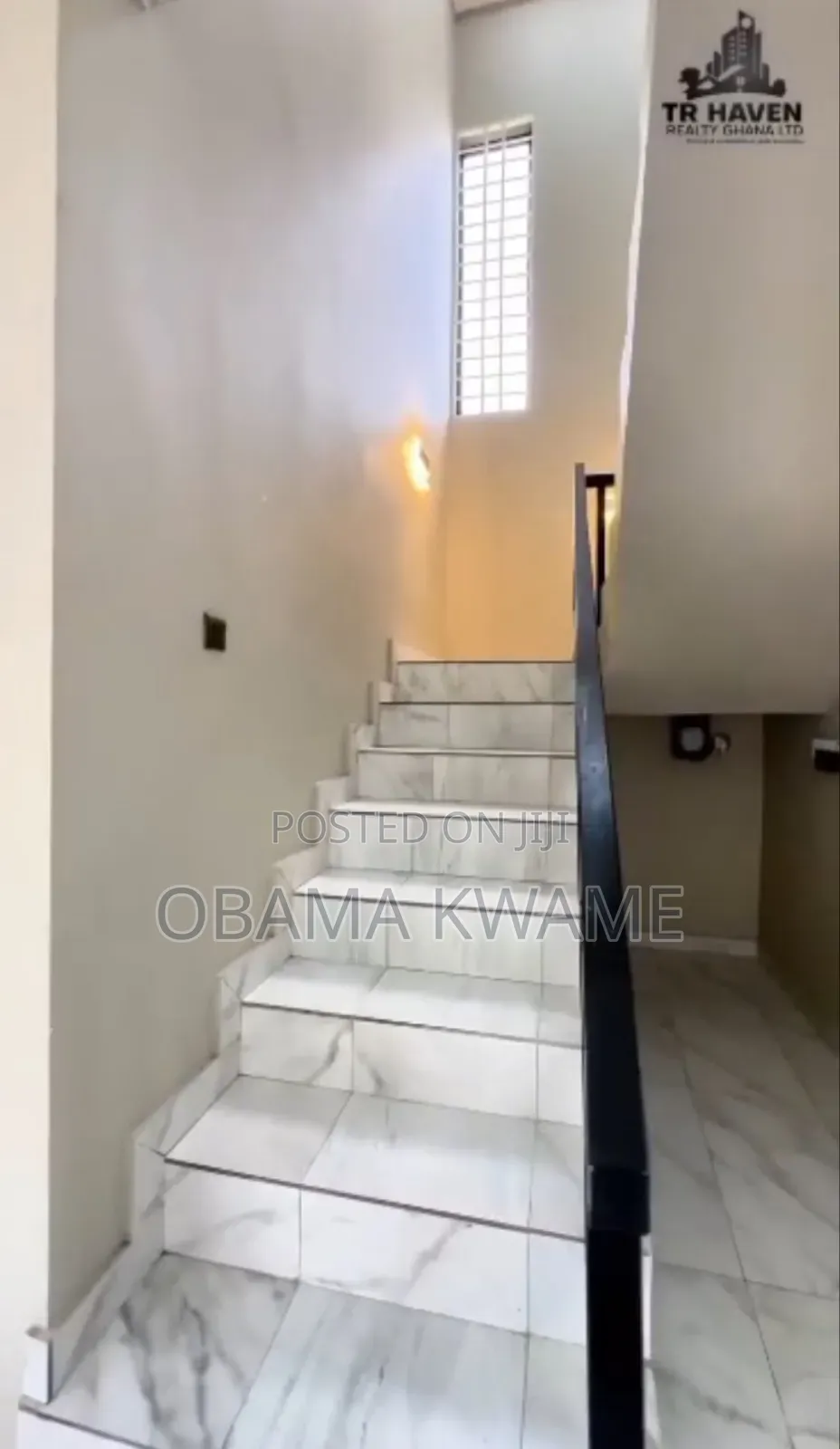 5bdrm House in Lake Side Estate for sale