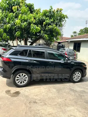 Toyota Corolla Cross 2.0 Petrol AWD 2022 Black