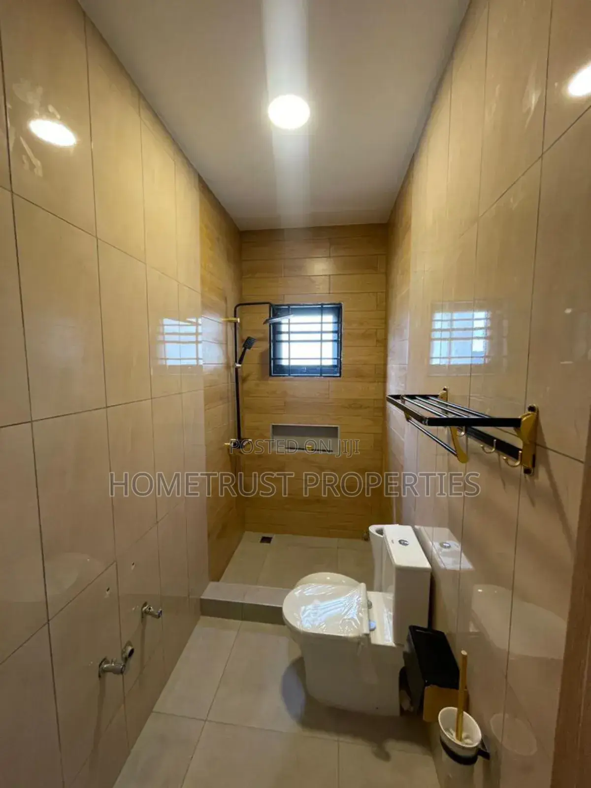 3bdrm Duplex in Hometrust Properties, Amasaman for sale
