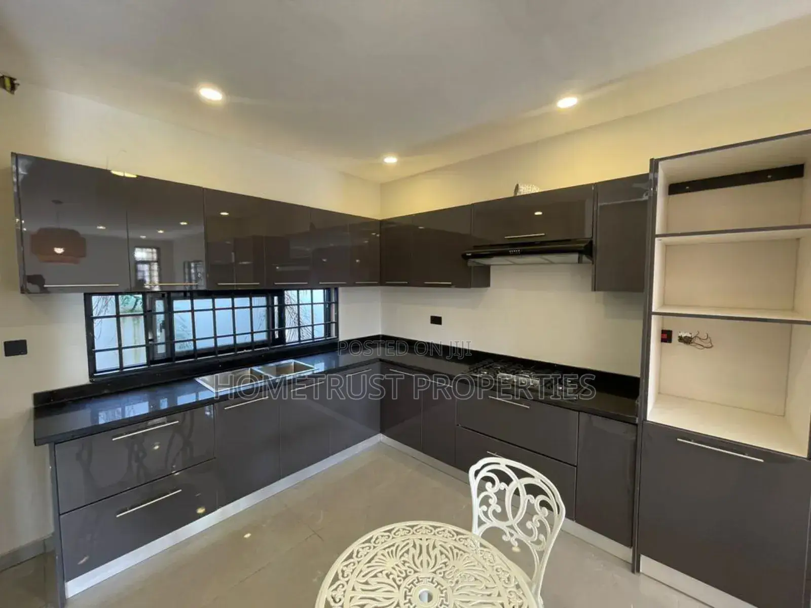 3bdrm Duplex in Hometrust Properties, Amasaman for sale