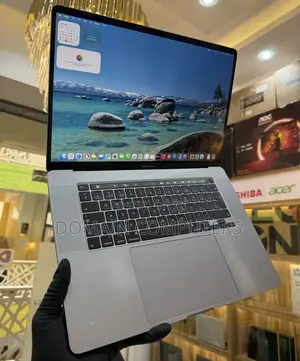 Laptop Apple MacBook Pro 2019 16GB Intel Core I7 SSD 512GB