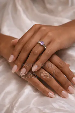 Rose Royale Promise Ring. Size 7-8