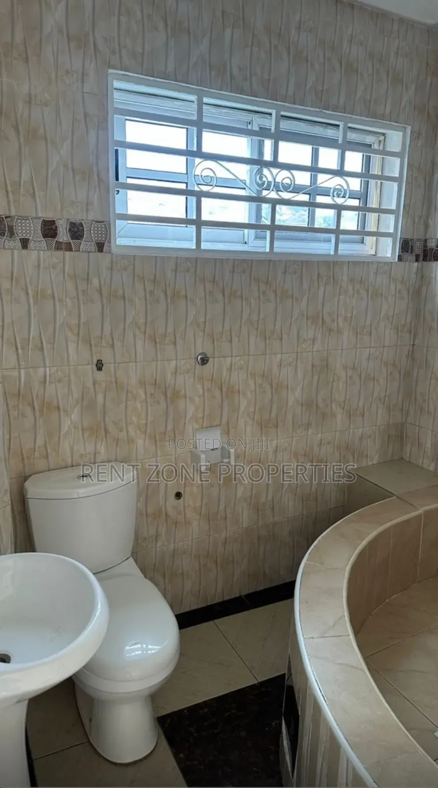 3bdrm Apartment in Achimota for rent