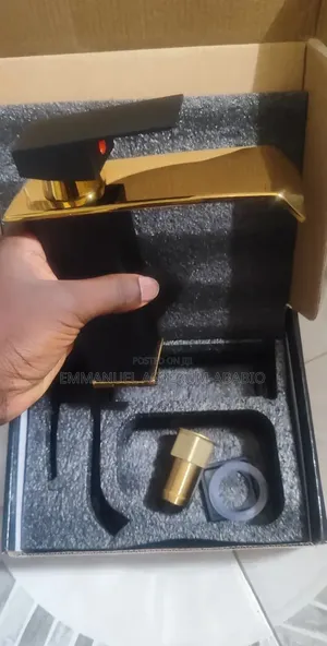 Luxury Black and Gold Basin Faucet