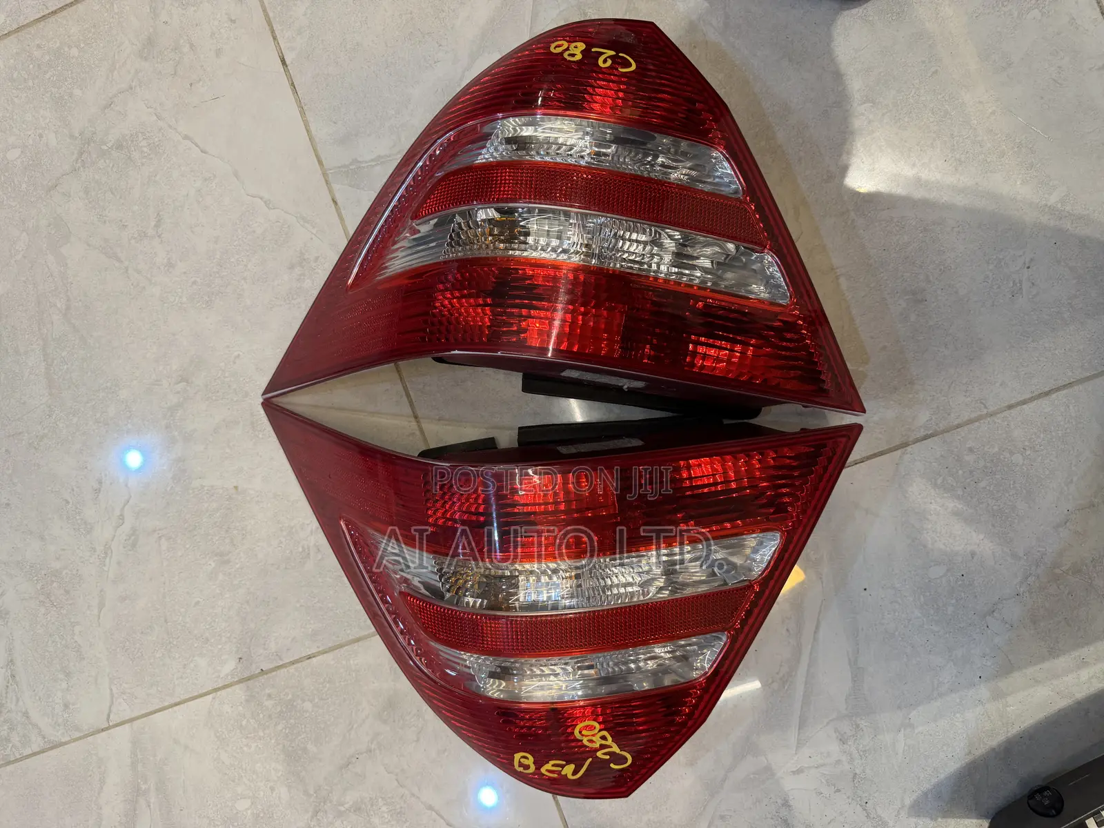 2005 C280 Mercedes Benz Tail Light