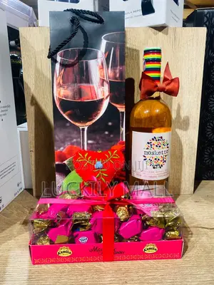 Mosketto and Chocolate Package